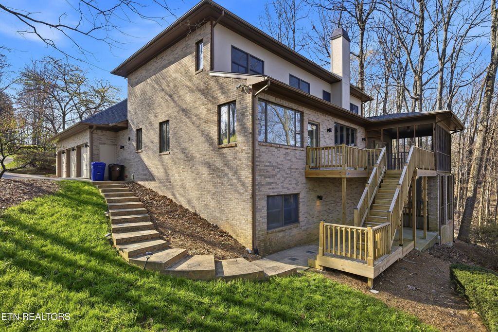 Photo of 152 Whippoorwill Drive, Oak Ridge, TN 37830 (MLS # 1333835)