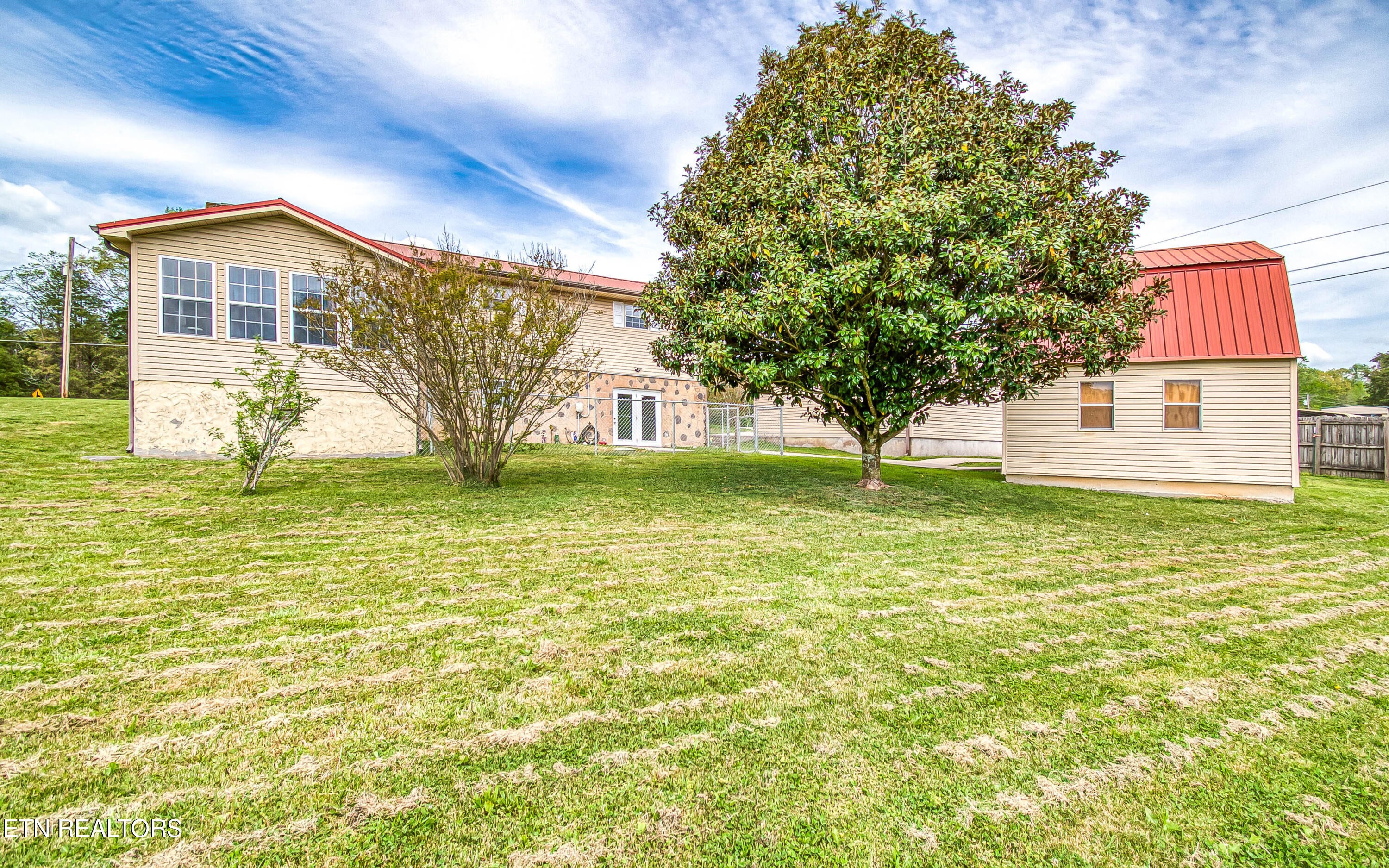 4533 Hines Valley Rd