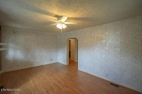 Tiny photo for 608 Grant St, Alcoa, TN 37701 (MLS # 1317805)