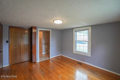 Tiny photo for 608 Grant St, Alcoa, TN 37701 (MLS # 1317805)