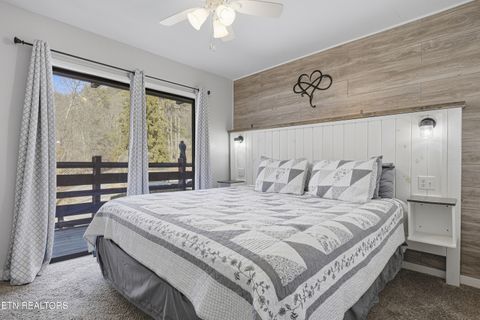 Tiny photo for 1081 Cove Rd #APT 1024, Sevierville, TN 37876 (MLS # 1328688)