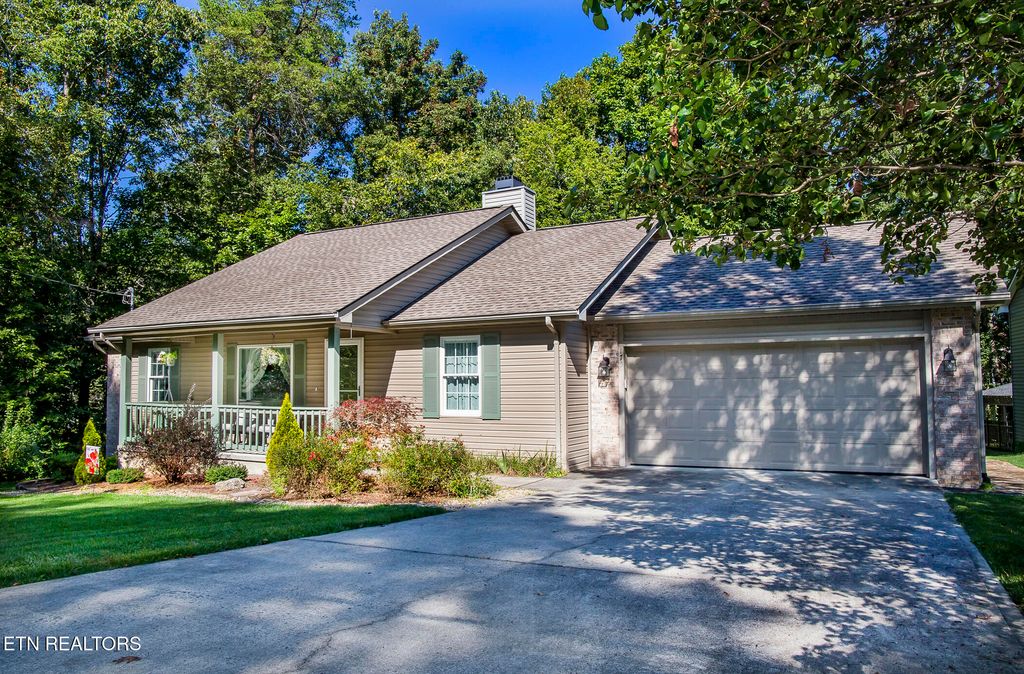 Photo of 175 Delbridge Lane, Crossville, TN 38558 (MLS # 1316228)