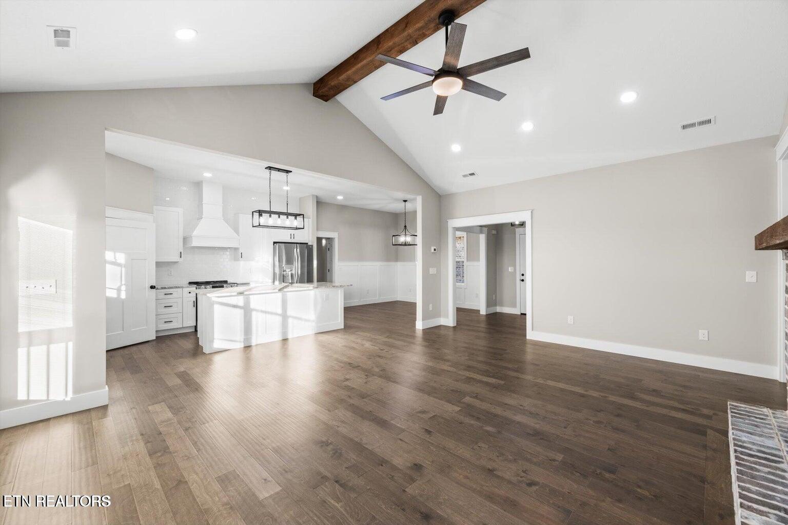 231 Lakeside Meadows Circle
