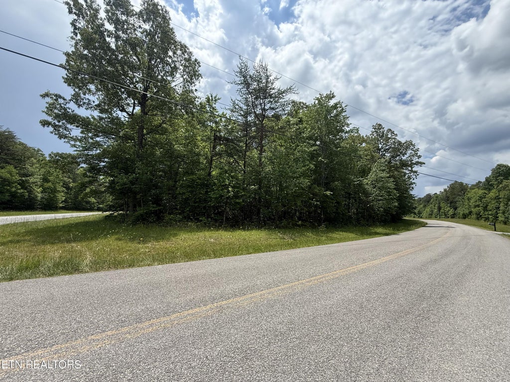 Photo of 00 Cumberland Lakes Drive, Monterey, TN 38574 (MLS # 1342650)
