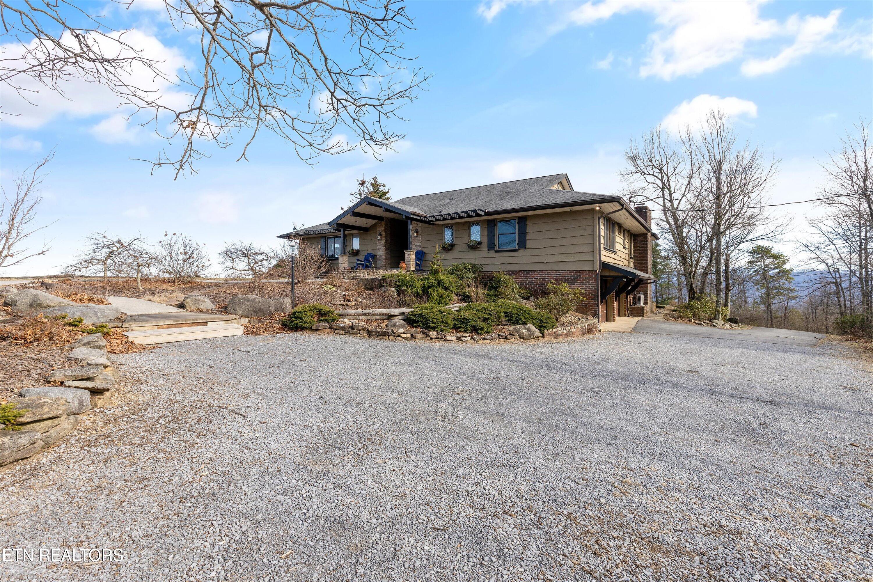 3060 Tower Rd