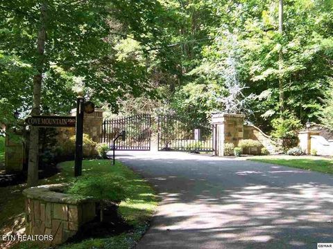 Photo of 4 Enclave Park Way, Gatlinburg, TN 37738 (MLS # 1311303) Photo of 4 Enclave Park Way, Gatlinburg, TN 37738 (MLS # 1311303)