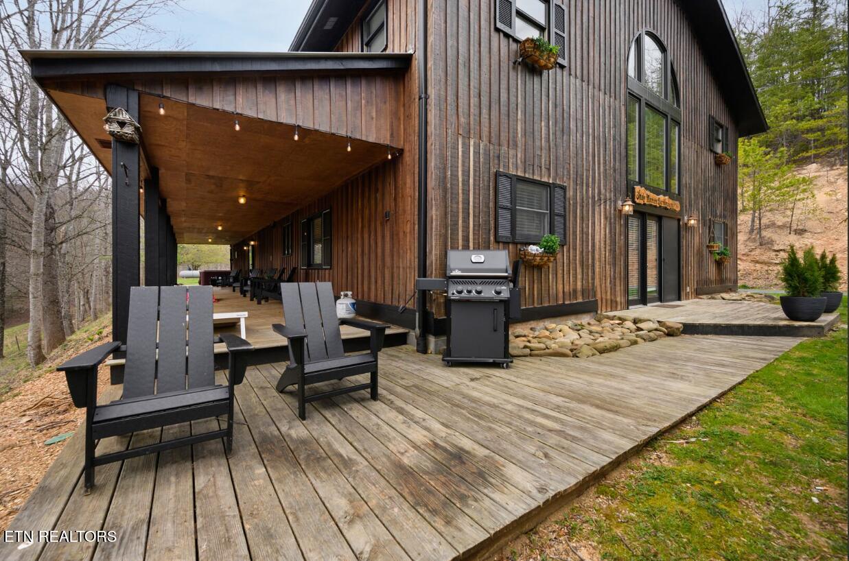 1293 Laurel Lick Rd