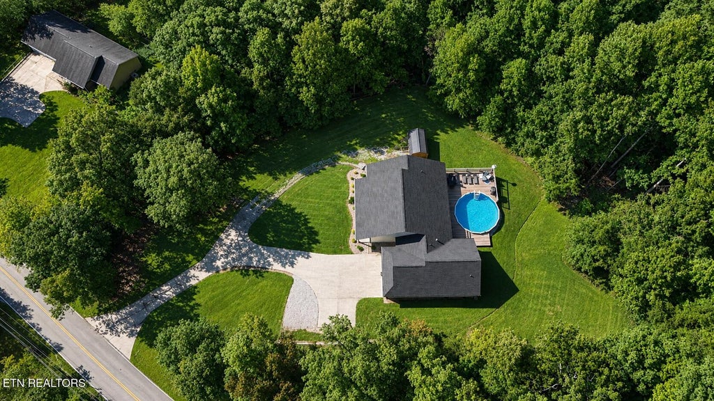 Photo of 705 Grave Hill Rd, Oneida, TN 37841 (MLS # 1353124)