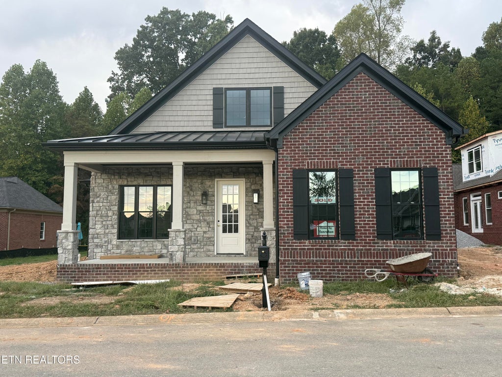 Photo of 44 Royal Troon Circle, Oak Ridge, TN 37830 (MLS # 1355112)