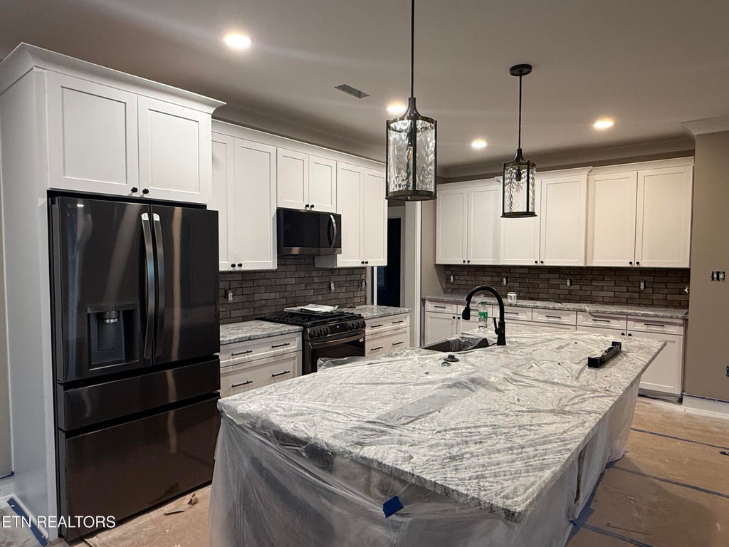 Photo of 44 Royal Troon Circle, Oak Ridge, TN 37830 (MLS # 1355112)
