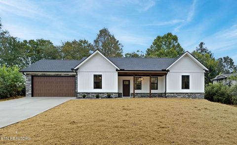 Photo of 320 Dahlia Drive, Knoxville, TN 37918 (MLS # 1317997)