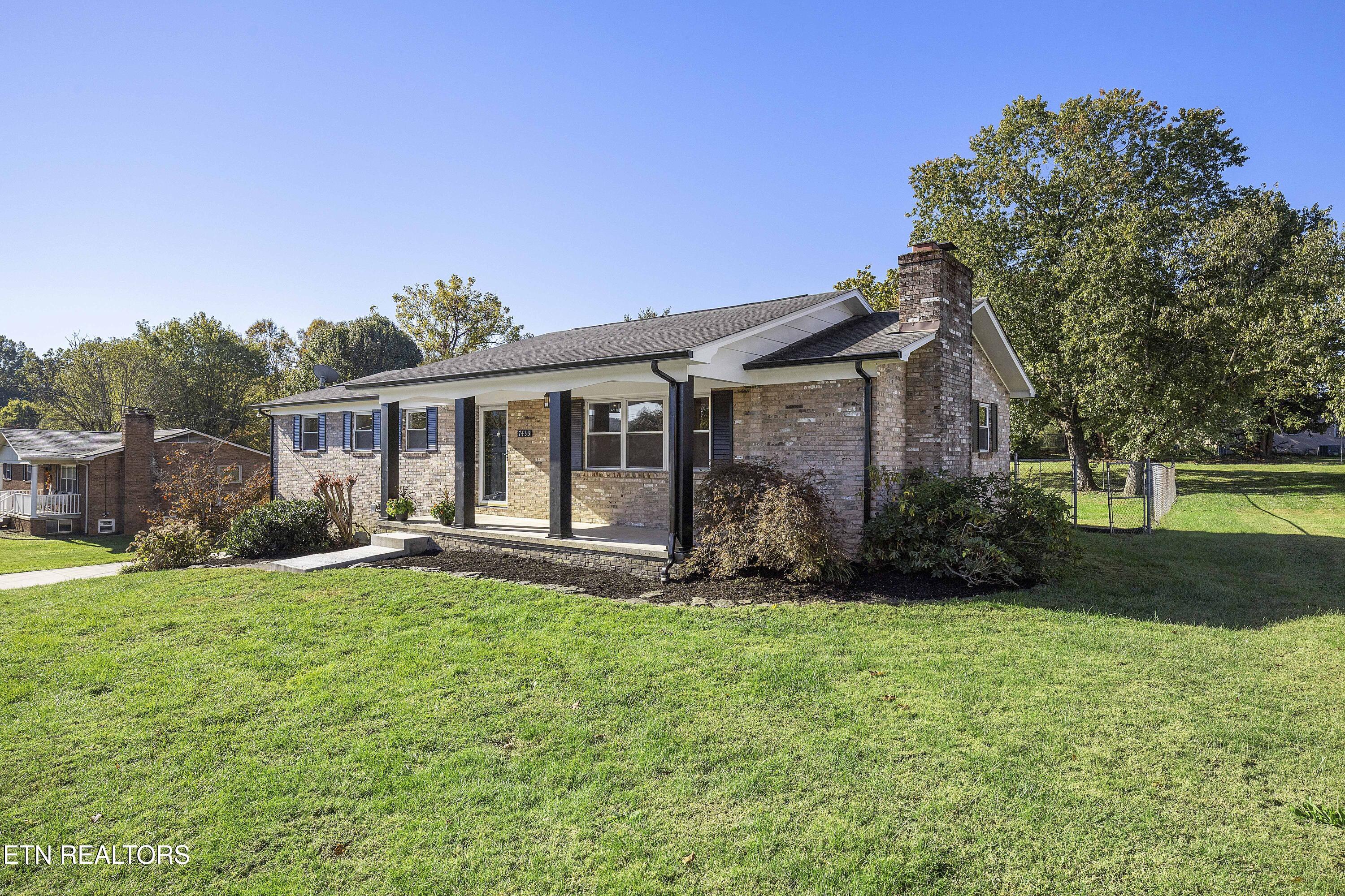 7433 Palmyra Drive