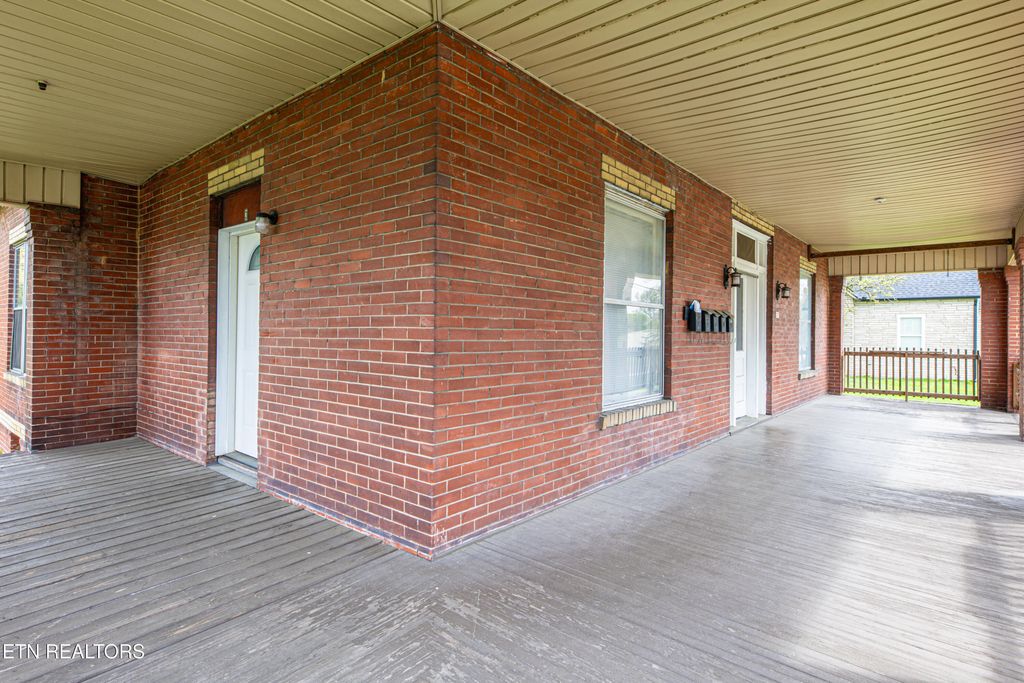 Photo of 707 Atlantic Ave, Knoxville, TN 37917 (MLS # 1319281)