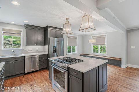 Tiny photo for 5604 Westover Drive, Knoxville, TN 37919 (MLS # 1338864)
