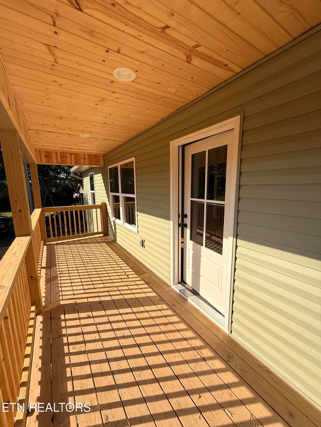 Photo of 99 Justice St, Crossville, TN 38555 (MLS # 1314935)