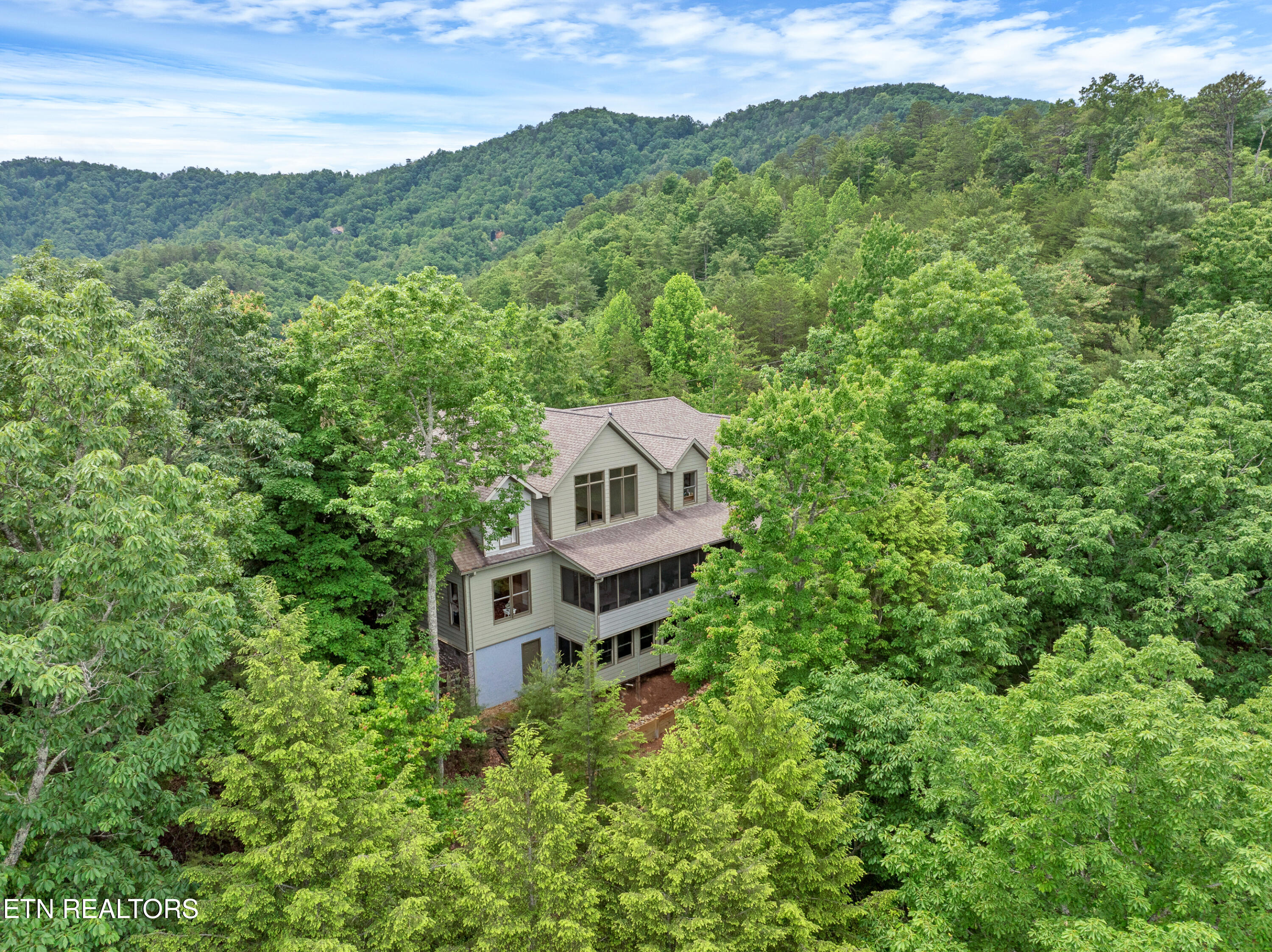 670 Hawk View Drive