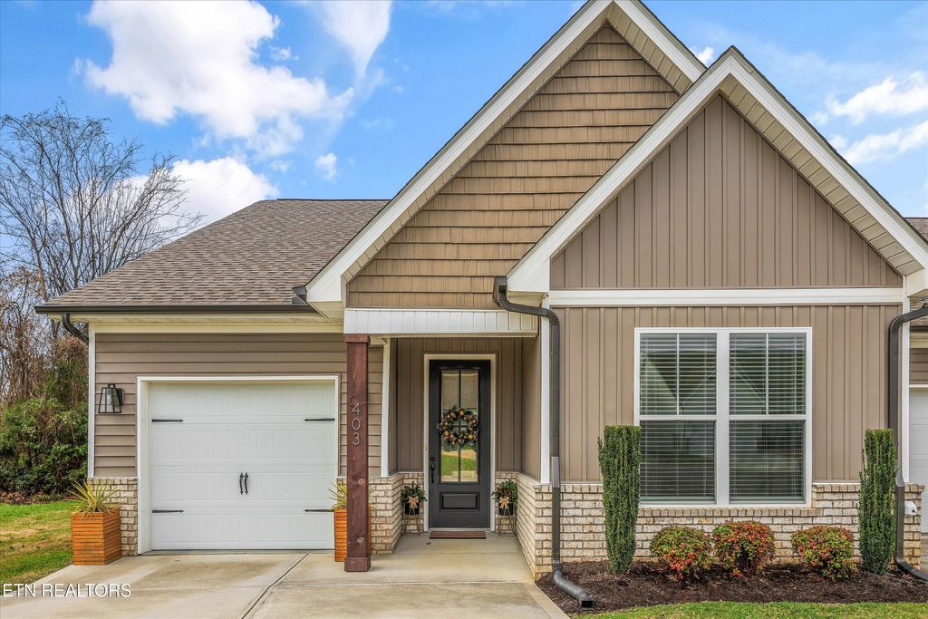 Photo of 403 Toronto Lane, Knoxville, TN 37918 (MLS # 1323946)