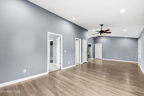 Tiny photo for 1206 W Parkway Ave, Knoxville, TN 37912 (MLS # 1323194)