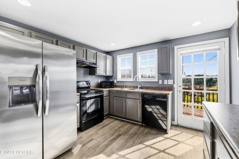 Tiny photo for 1206 W Parkway Ave, Knoxville, TN 37912 (MLS # 1323194)