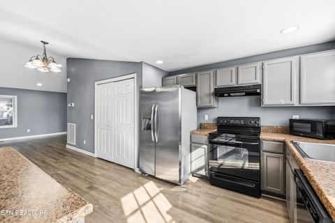 Tiny photo for 1206 W Parkway Ave, Knoxville, TN 37912 (MLS # 1323194)