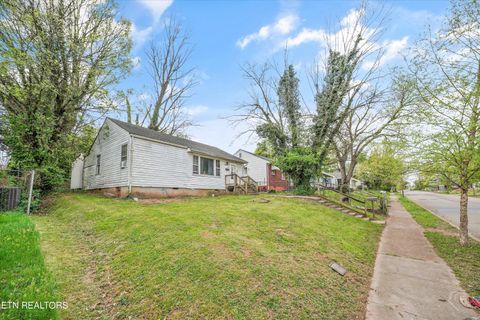 Photo of 2532 Linden Ave, Knoxville, TN 37914 (MLS # 1335386)