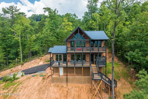 Tiny photo for 775 Cartertown Rd, Gatlinburg, TN 37738 (MLS # 1325552)
