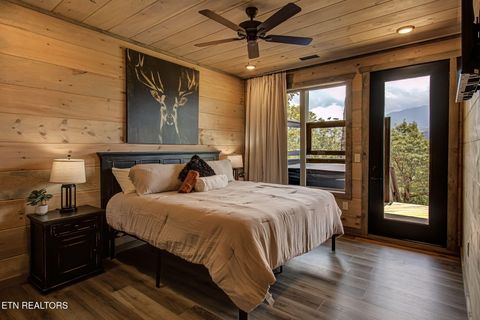 Tiny photo for 775 Cartertown Rd, Gatlinburg, TN 37738 (MLS # 1325552)