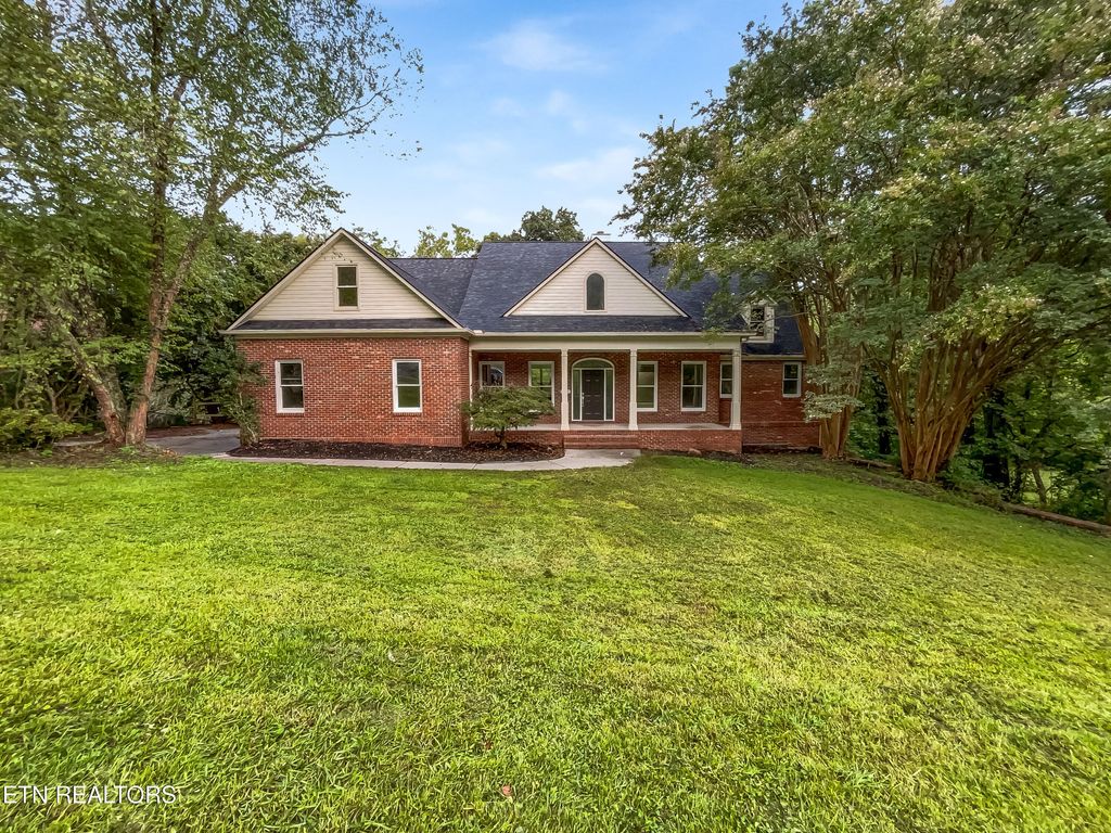 Photo of 42 Palisades Pkwy, Oak Ridge, TN 37830 (MLS # 1314679)
