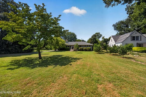 Tiny photo for 1025 Kenesaw Ave, Knoxville, TN 37919 (MLS # 1355690)