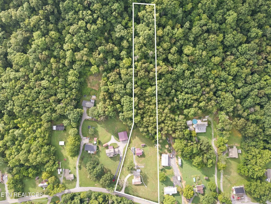 Photo of 29182920 Miller Rd, Powell, TN 37849 (MLS # 1310930)