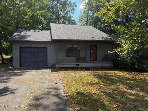 Photo of 704 Ike Lane, Knoxville, TN 37918 (MLS # 1355495)