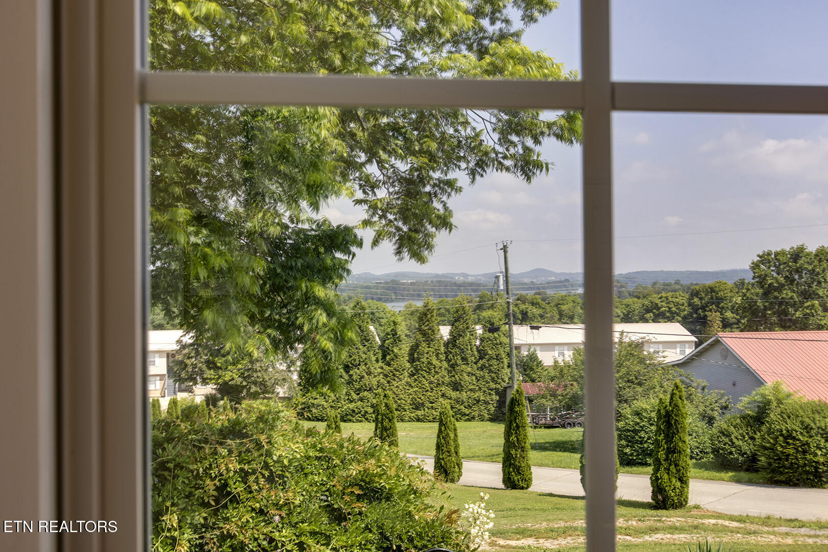 Vonore, Tennessee 37885, United States, 5 Bedrooms Bedrooms, ,3 BathroomsBathrooms,Residential,Active,146365