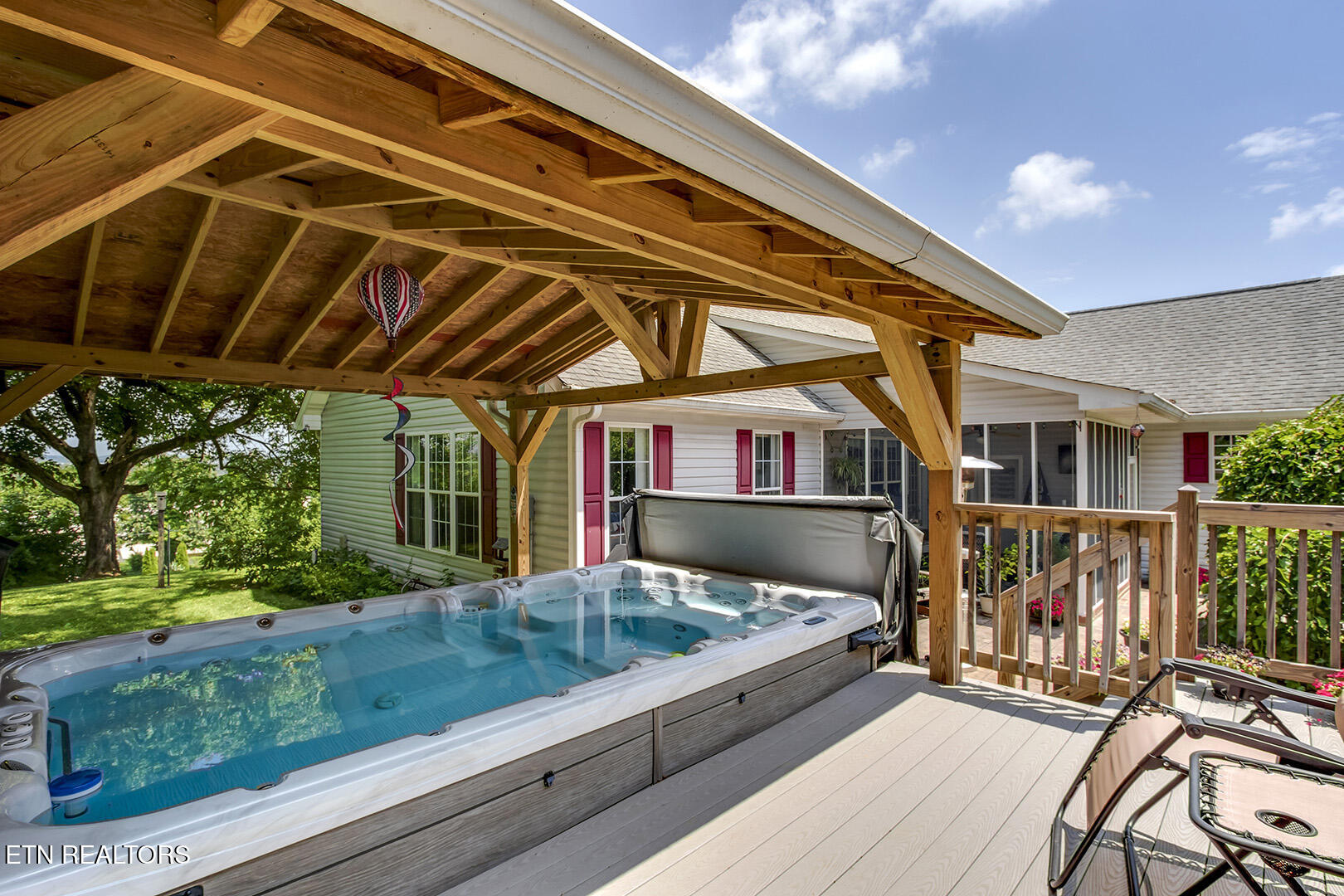 Vonore, Tennessee 37885, United States, 5 Bedrooms Bedrooms, ,3 BathroomsBathrooms,Residential,Active,146365