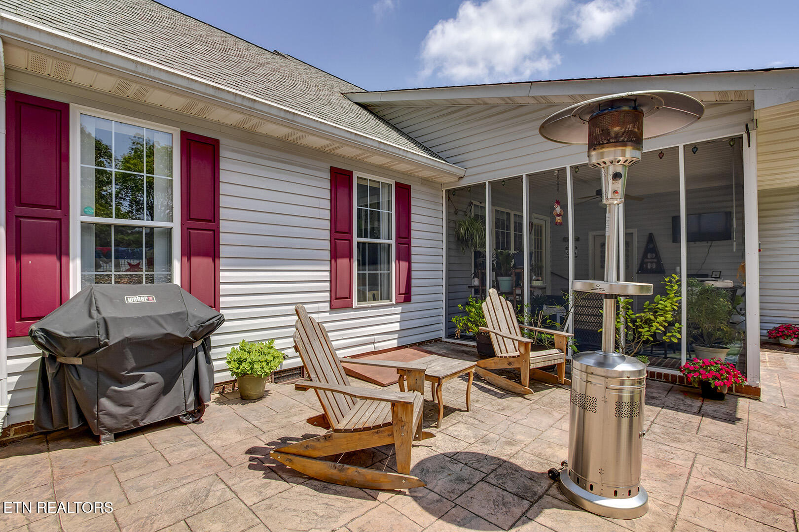 Vonore, Tennessee 37885, United States, 5 Bedrooms Bedrooms, ,3 BathroomsBathrooms,Residential,Active,146365