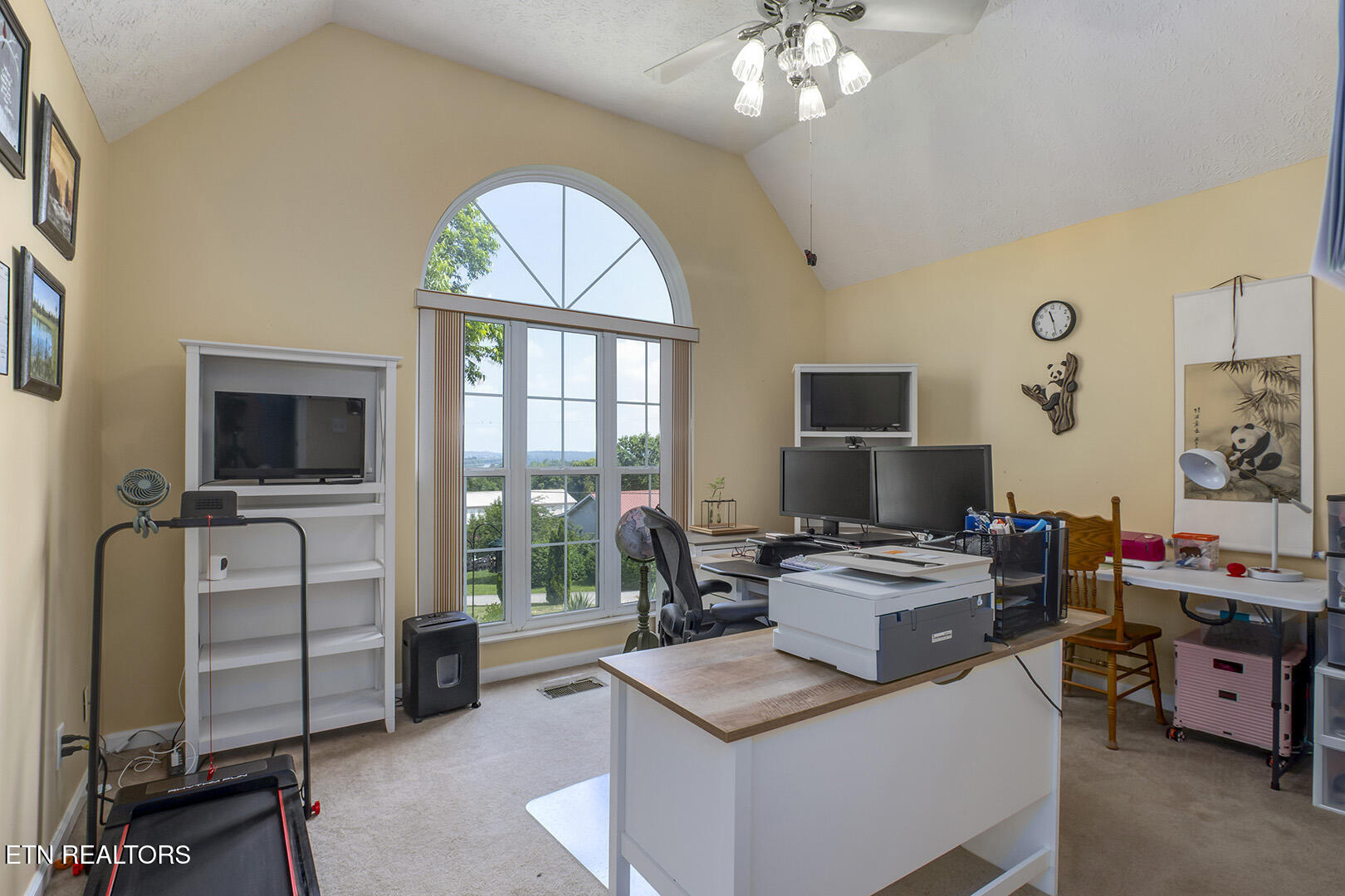 Vonore, Tennessee 37885, United States, 5 Bedrooms Bedrooms, ,3 BathroomsBathrooms,Residential,Active,146365