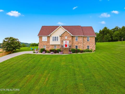 Photo of 1463 River Run Circle, Sevierville, TN 37876 (MLS # 1347973)