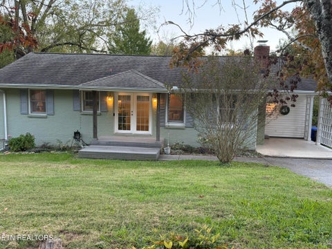 Photo of 115 Revere Circle, Oak Ridge, TN 37830 (MLS # 1359936)