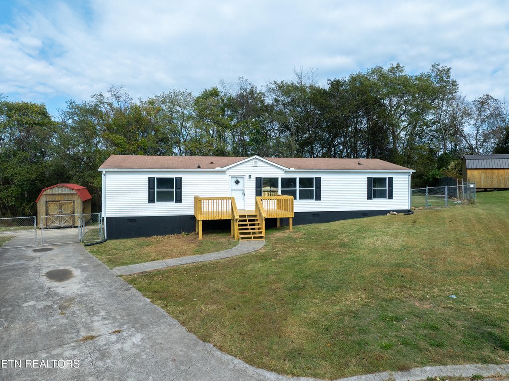 Photo of 144 Snowbird Lane, Jefferson City, TN 37760 (MLS # 1319583)