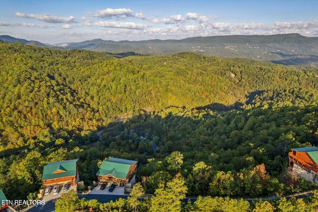 Photo of Mountain Ridge Way, Sevierville, TN 37862 (MLS # 1333638)