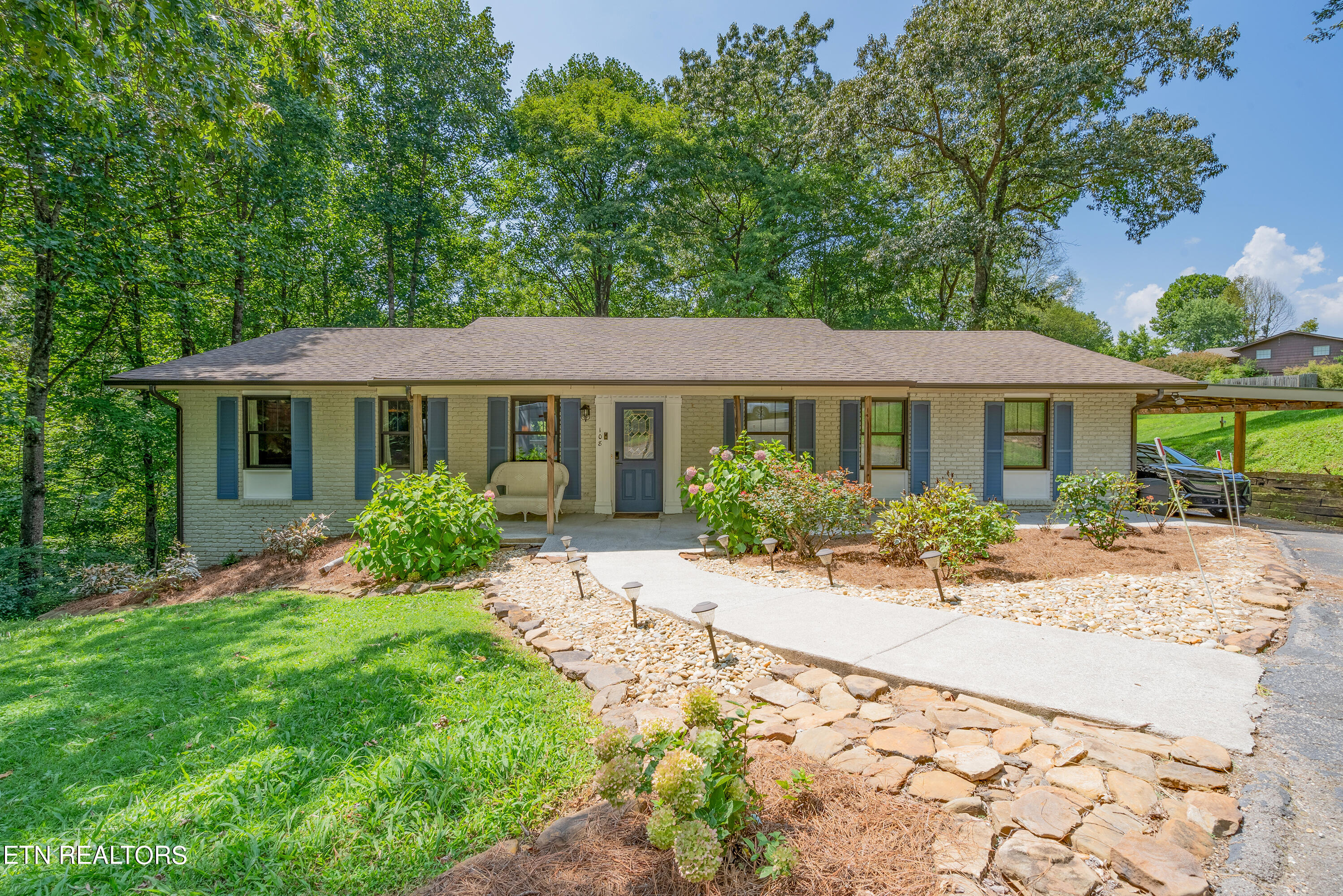 View Clinton, TN 37716 house
