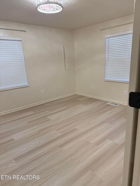 Tiny photo for 206 Ross Cemetery Rd, Rocky Top, TN 37769 (MLS # 1325865)