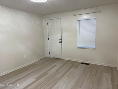 Tiny photo for 206 Ross Cemetery Rd, Rocky Top, TN 37769 (MLS # 1325865)