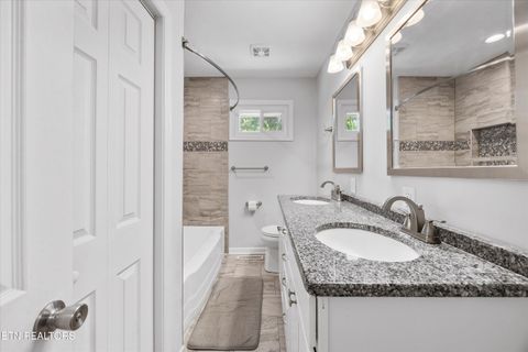 Tiny photo for 301 NW Portsmouth Rd, Knoxville, TN 37909 (MLS # 1309034)