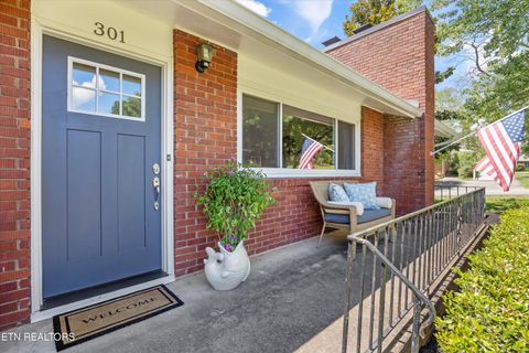 Tiny photo for 301 NW Portsmouth Rd, Knoxville, TN 37909 (MLS # 1309034)