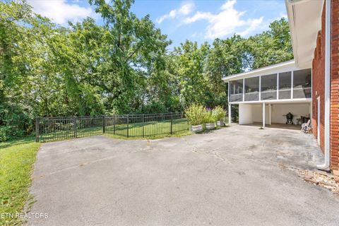Tiny photo for 301 NW Portsmouth Rd, Knoxville, TN 37909 (MLS # 1309034)