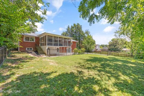 Tiny photo for 301 NW Portsmouth Rd, Knoxville, TN 37909 (MLS # 1309034)