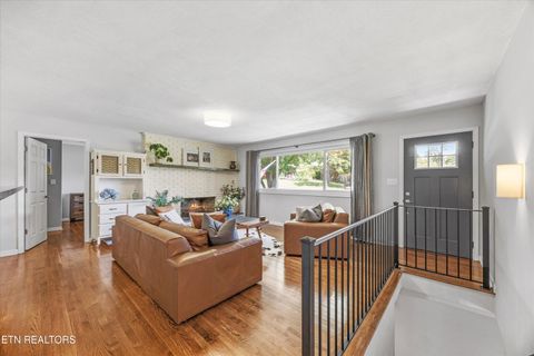 Tiny photo for 301 NW Portsmouth Rd, Knoxville, TN 37909 (MLS # 1309034)