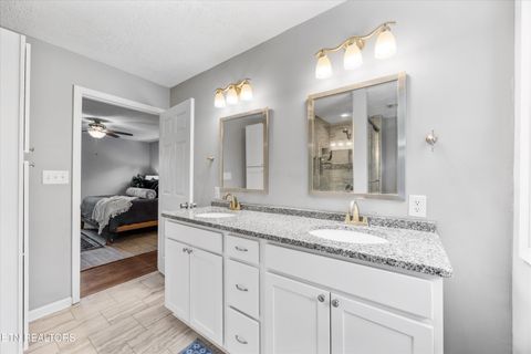 Tiny photo for 301 NW Portsmouth Rd, Knoxville, TN 37909 (MLS # 1309034)