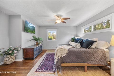 Tiny photo for 301 NW Portsmouth Rd, Knoxville, TN 37909 (MLS # 1309034)