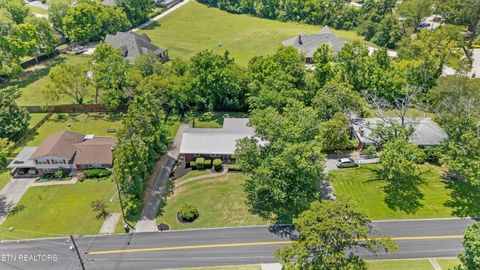 Tiny photo for 301 NW Portsmouth Rd, Knoxville, TN 37909 (MLS # 1309034)
